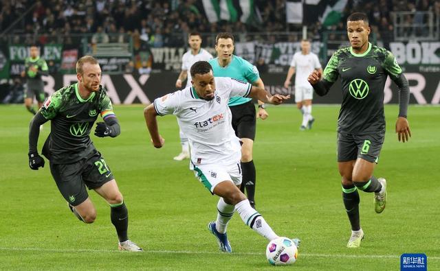 沃尔夫斯堡主场发威!门兴格拉德巴赫难敌主队力量!的简单介绍 沃尔夫斯堡主场发威!门兴格拉德巴赫难敌主队力量!的简单介绍