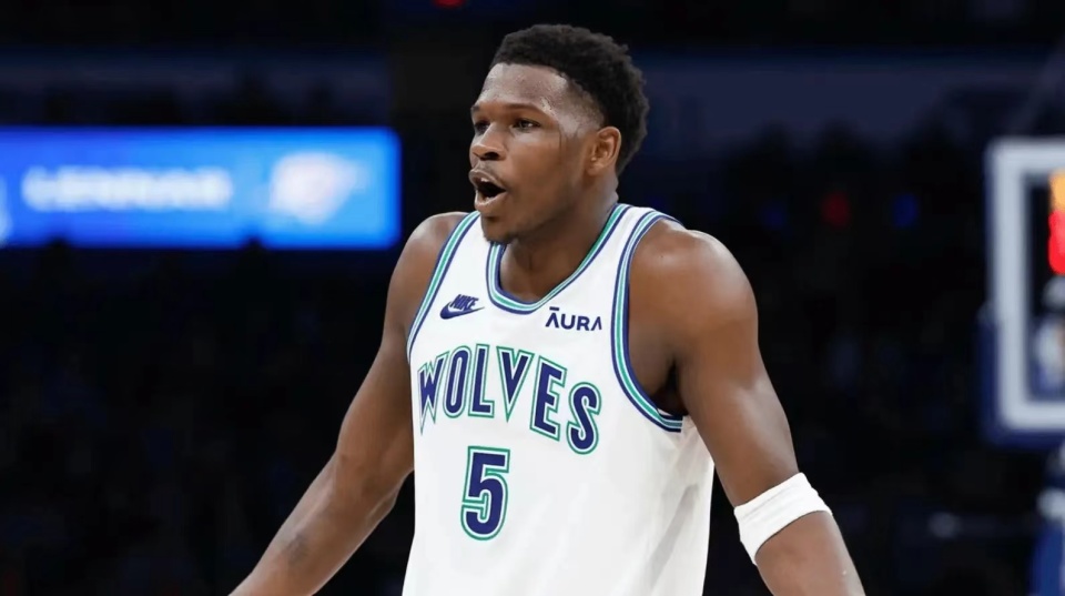 小牛客场负于黄蜂,唐斯孤军奋战28分 小牛客场负于黄蜂,唐斯孤军奋战28分