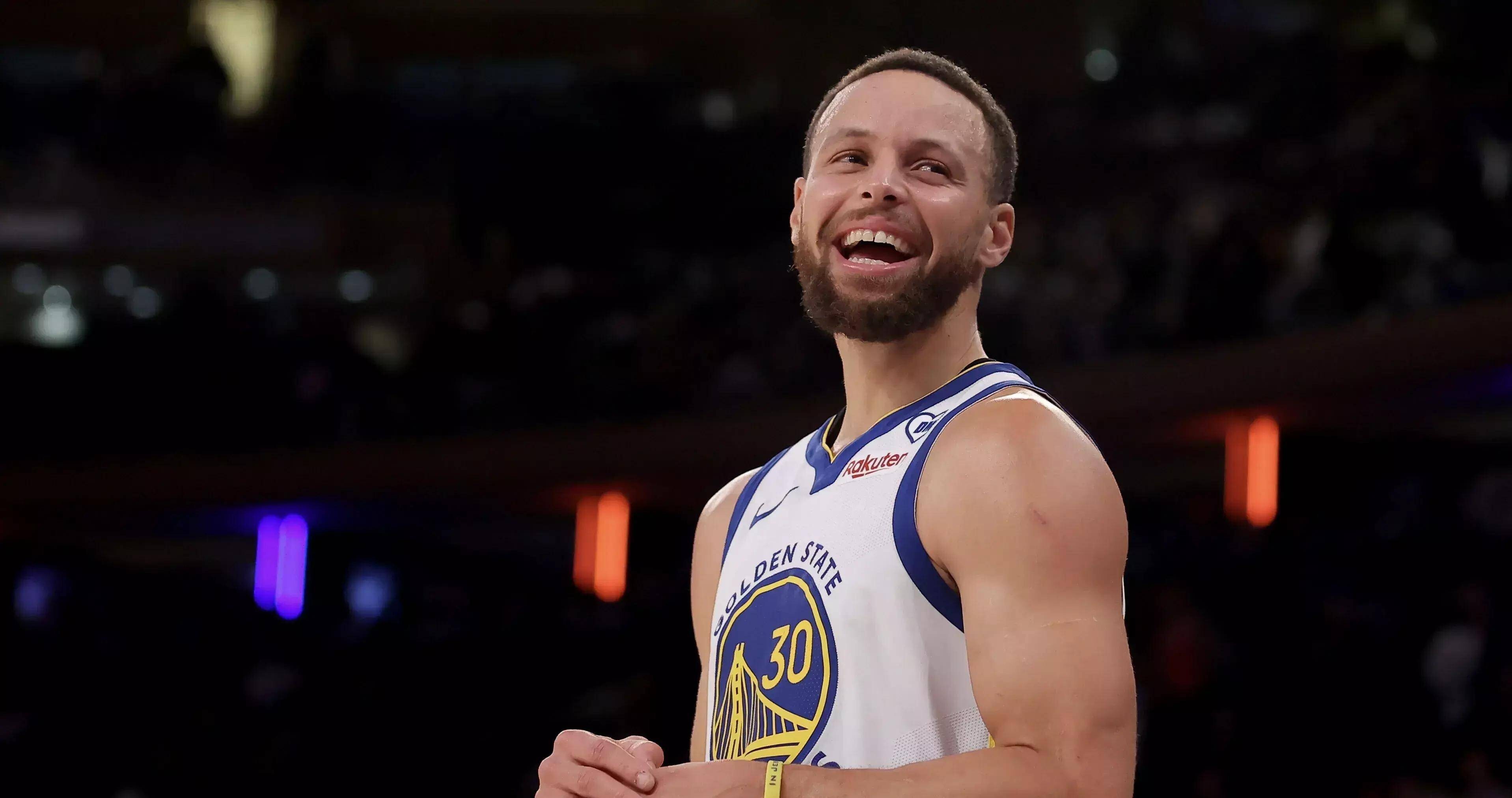 勇士大胜热火，雷霆全队表现稳健的简单介绍