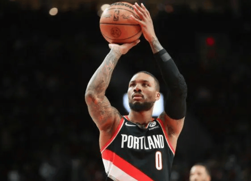 开拓者横扫魔术,利拉德爆发独得30分的简单介绍 开拓者横扫魔术,利拉德爆发独得30分的简单介绍