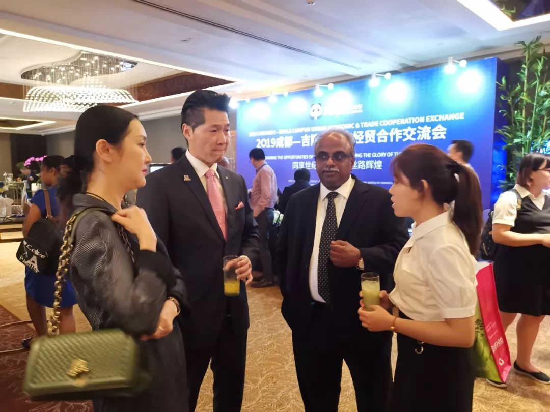 球队是否会与其他联盟合作开展交流？