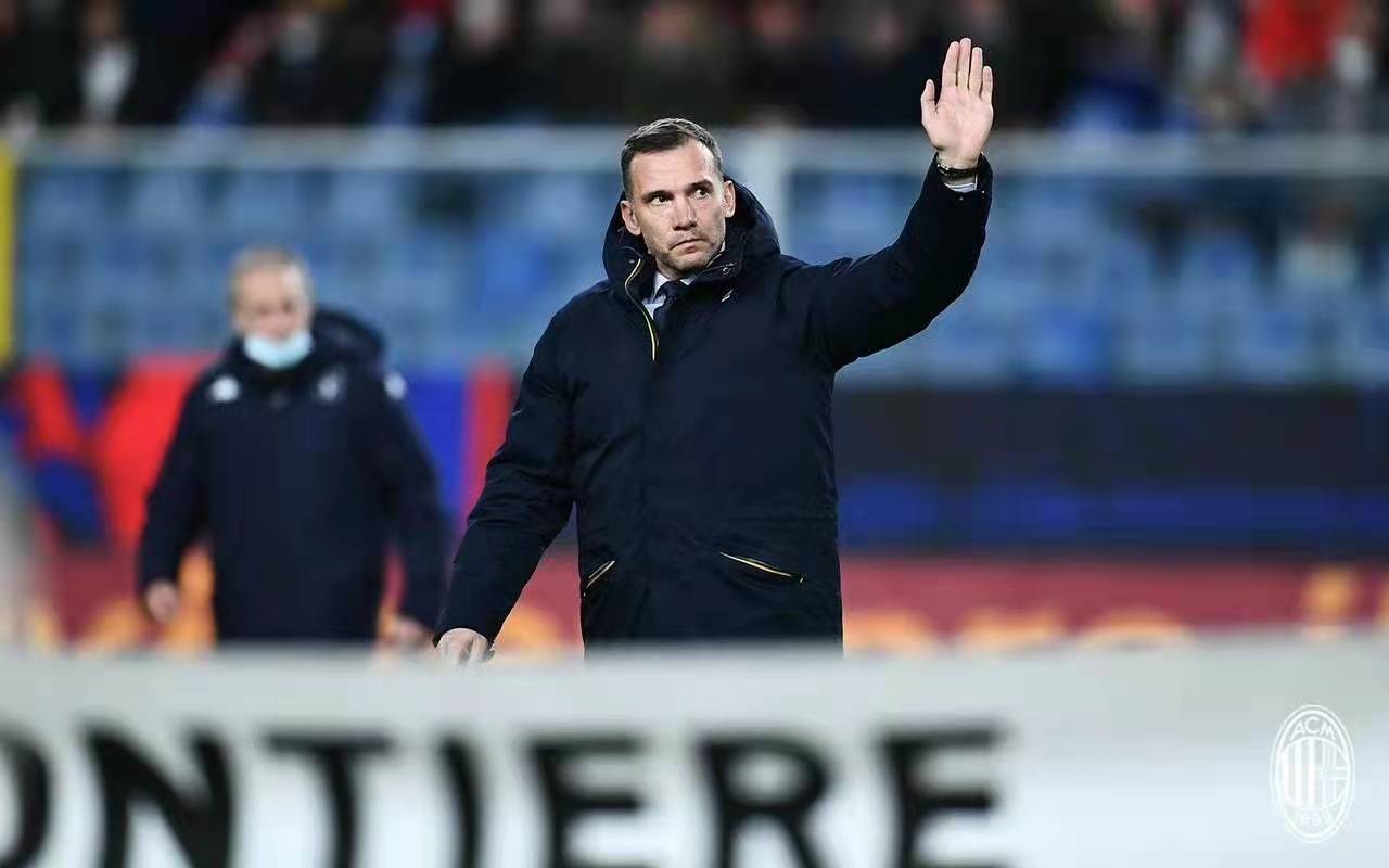 开云体育平台-AC米兰连胜告急,球迷心情起伏不定的简单介绍