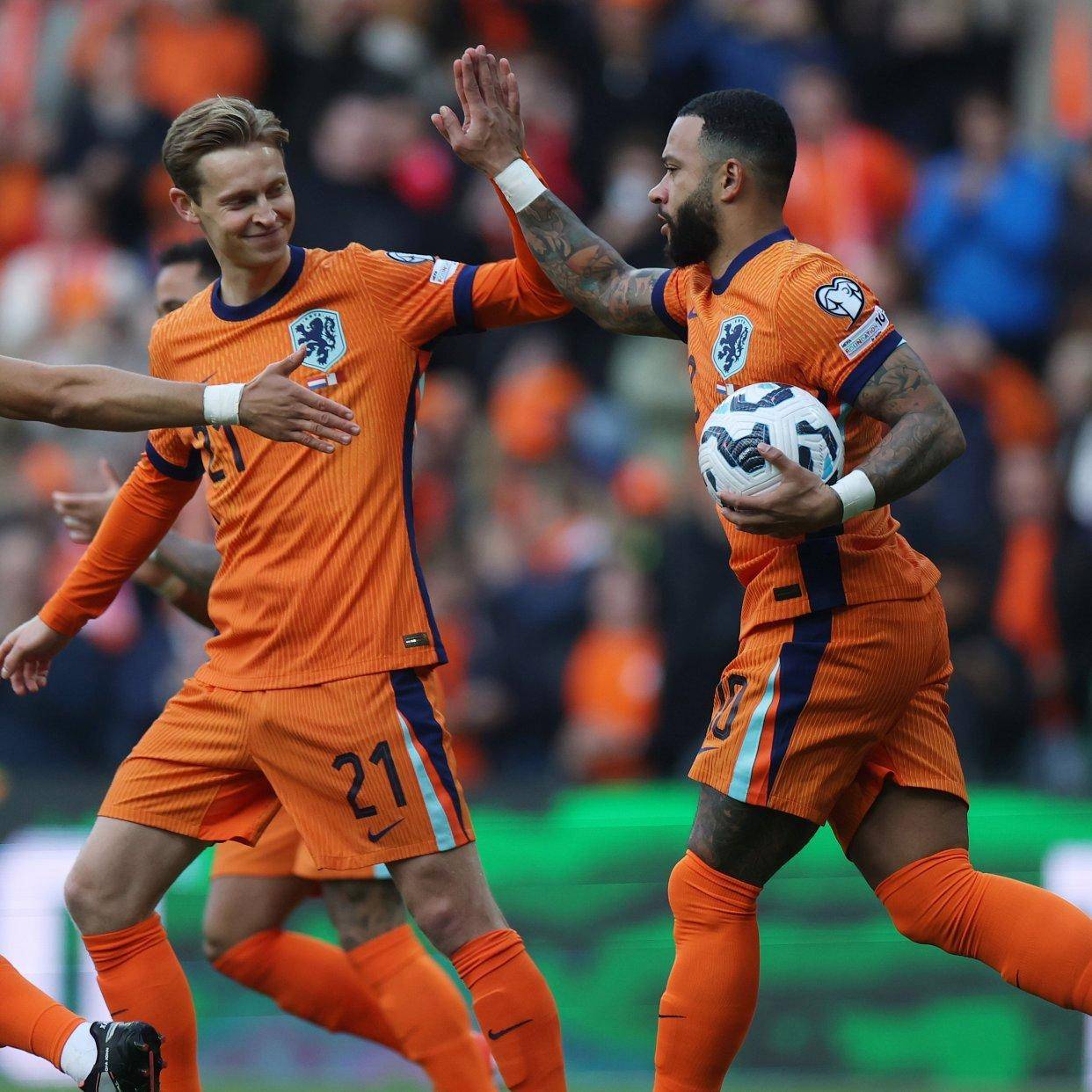 荷兰队在欧预赛上表现出色，晋级八强赛