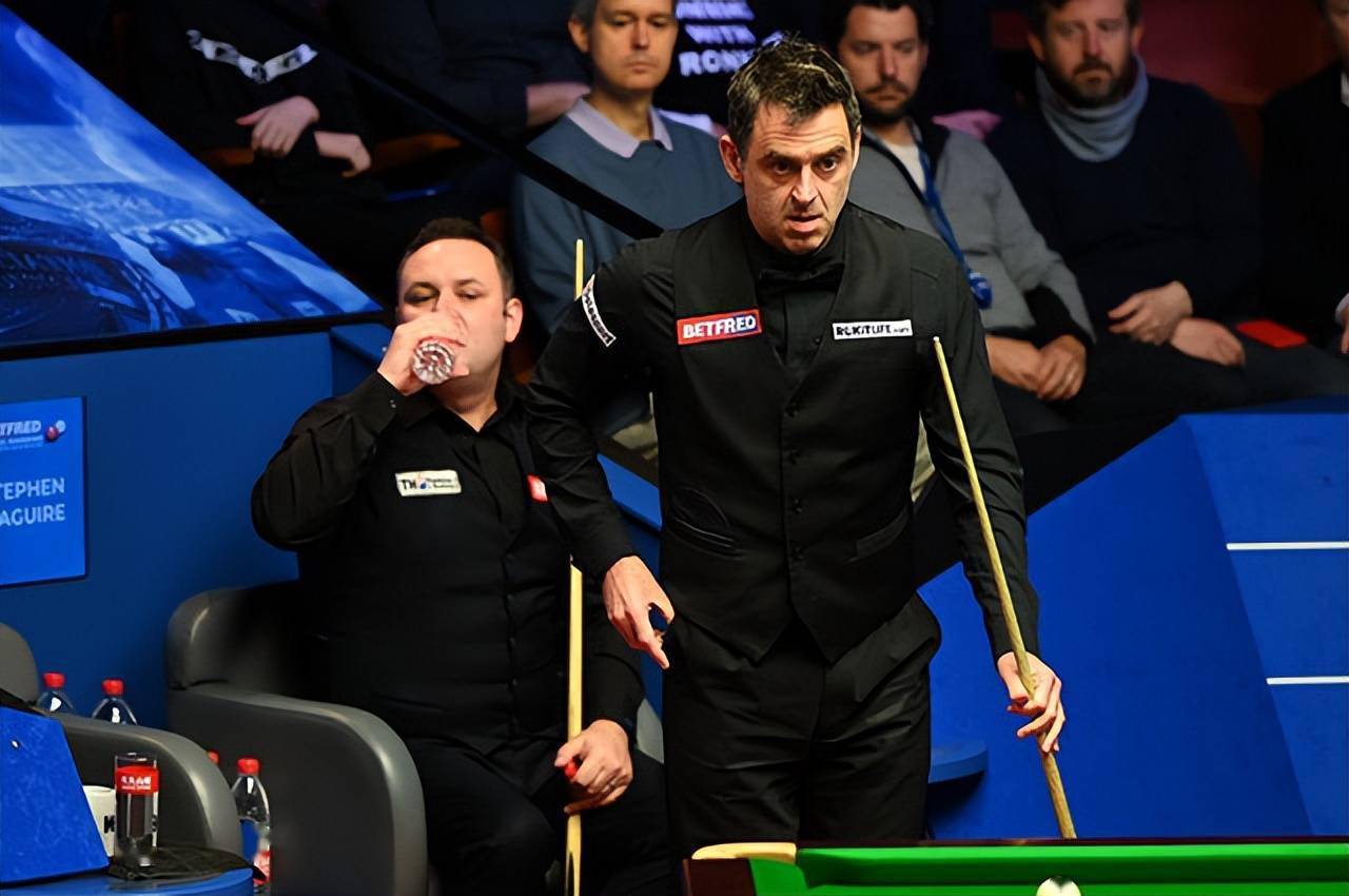 美因茨击败阿贾克斯，晋级无悬念