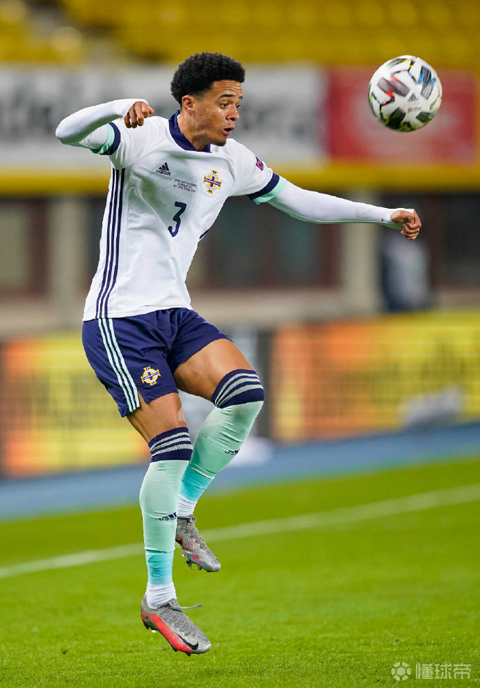 包含捷克队以微弱优势战胜爱尔兰队的词条