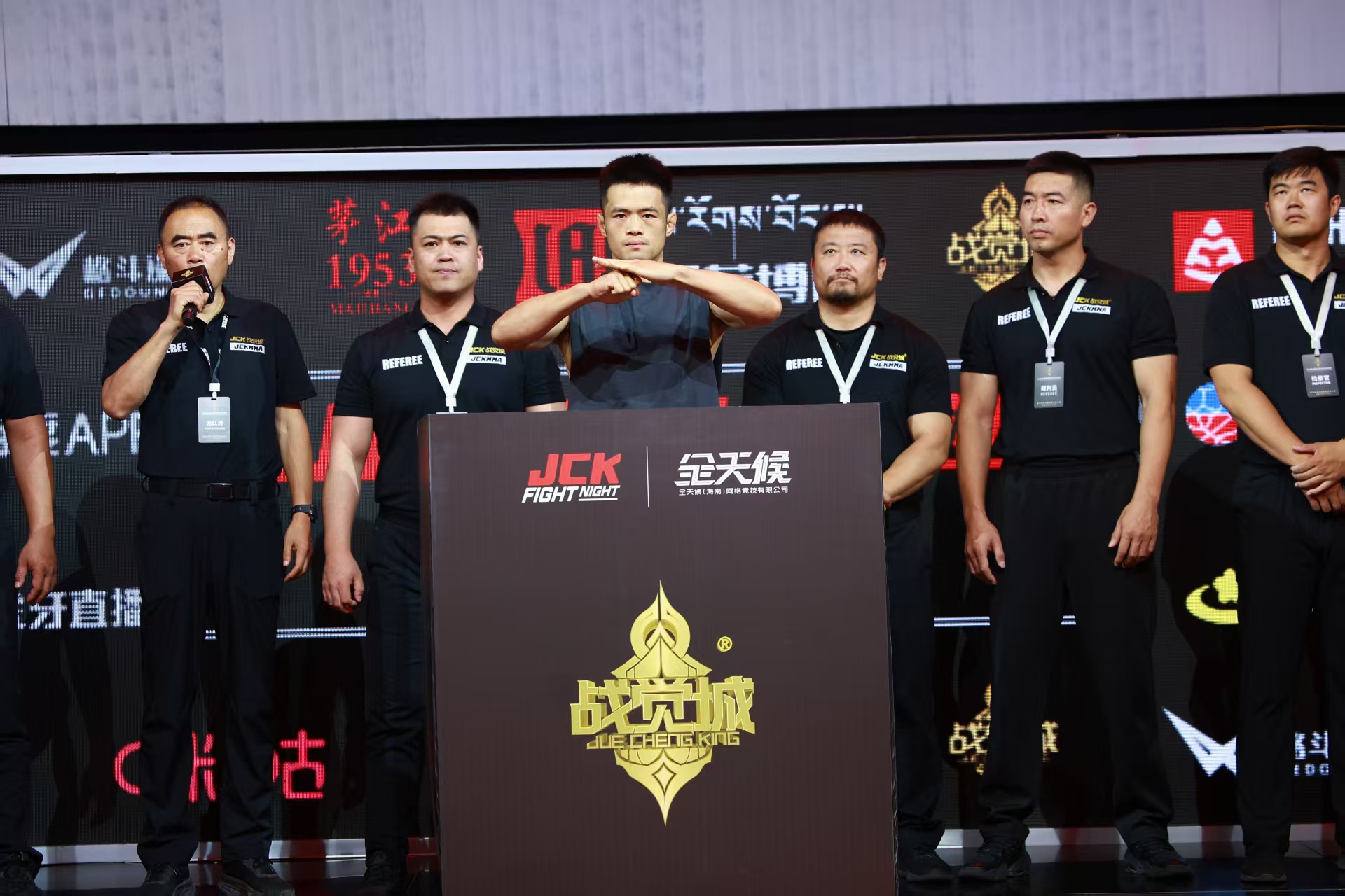 关于热血擂台，球员实力展现无限的信息