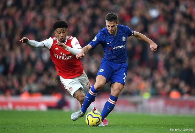 包含摩尔东客场不敌对手，士气受挫的词条