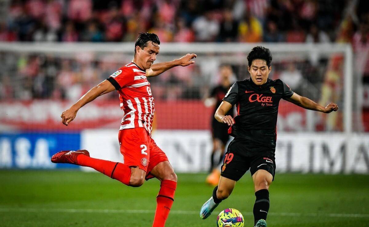 开云体育平台-瓦伦西亚鏖战毕尔巴鄂竞技，鹰派对决的简单介绍