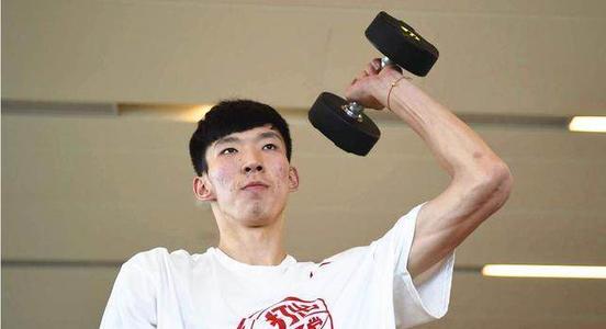 杜塞尔多夫球员集团决定提高训练强度